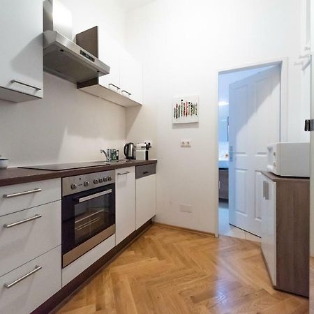 Prater Studio Next Fair, Un, Wu And City Center Apartman Bécs Kültér fotó