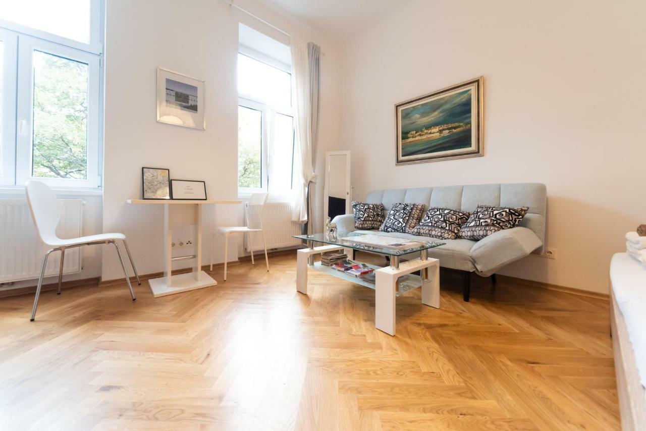 Prater Studio Next Fair, Un, Wu And City Center Apartman Bécs Kültér fotó
