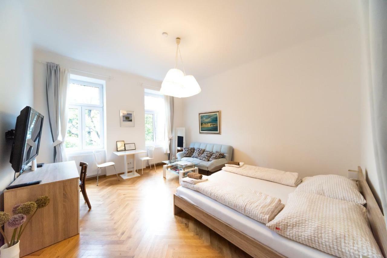 Prater Studio Next Fair, Un, Wu And City Center Apartman Bécs Kültér fotó