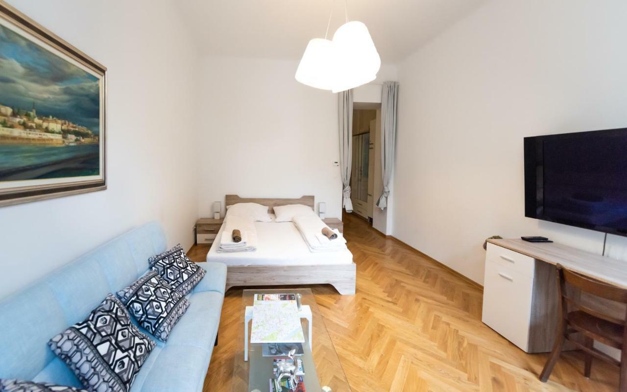 Prater Studio Next Fair, Un, Wu And City Center Apartman Bécs Kültér fotó